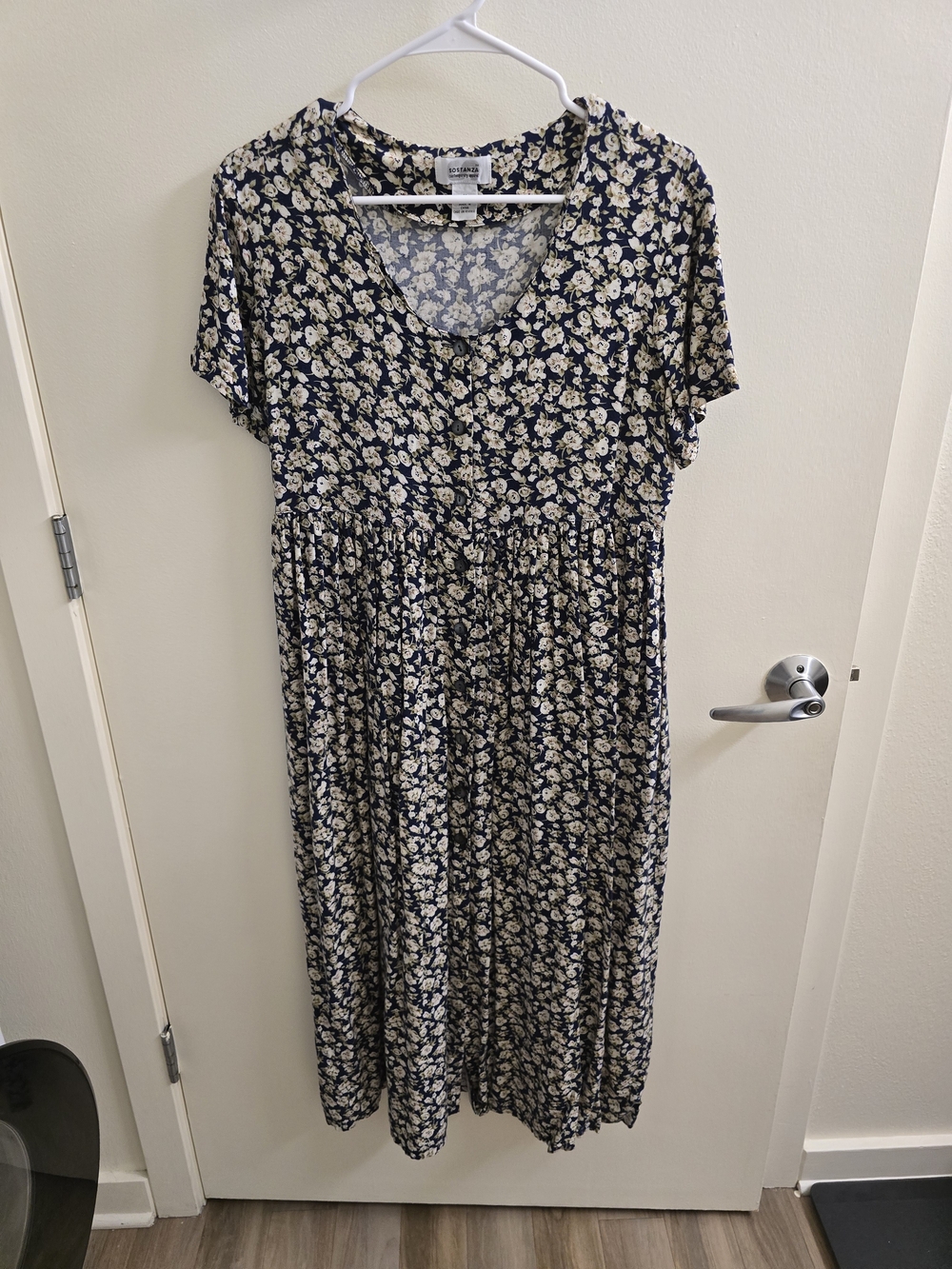 Navy Floral V-Neck Midi Dress